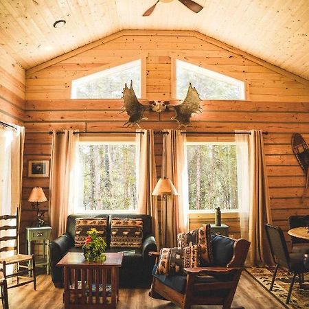 Denali Wild Stay - Moose Cabin, Free Wifi, 2 Private Bedrooms, Sleep 6 ヒーリー エクステリア 写真